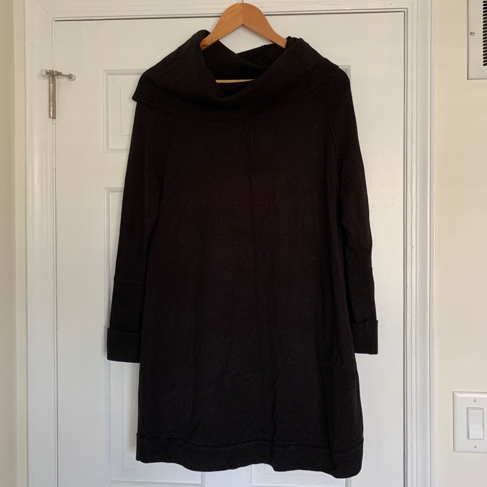 Sz M Vince Camuto Cowl Neck Sweater Dress
